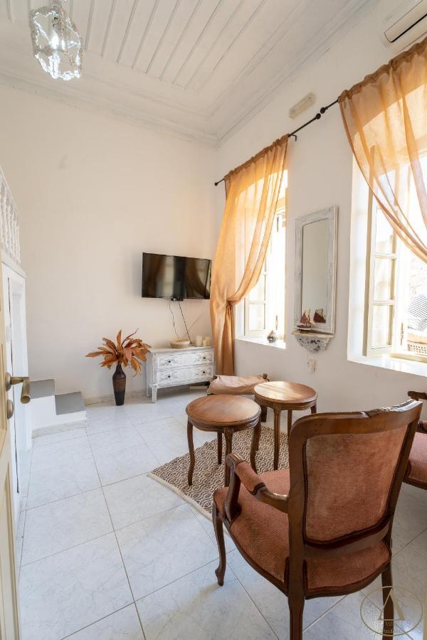 Mansion House Villa Chalki Town Buitenkant foto
