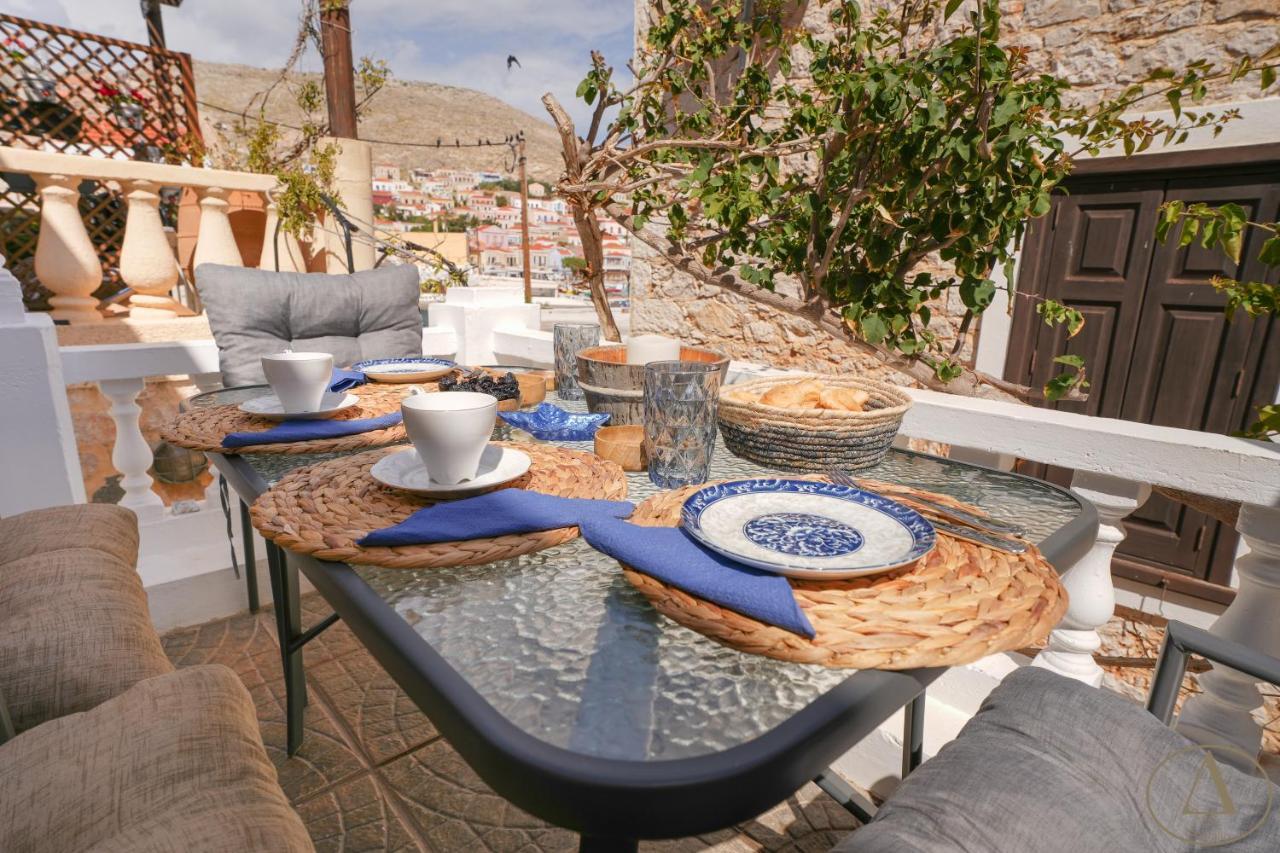 Mansion House Villa Chalki Town Buitenkant foto