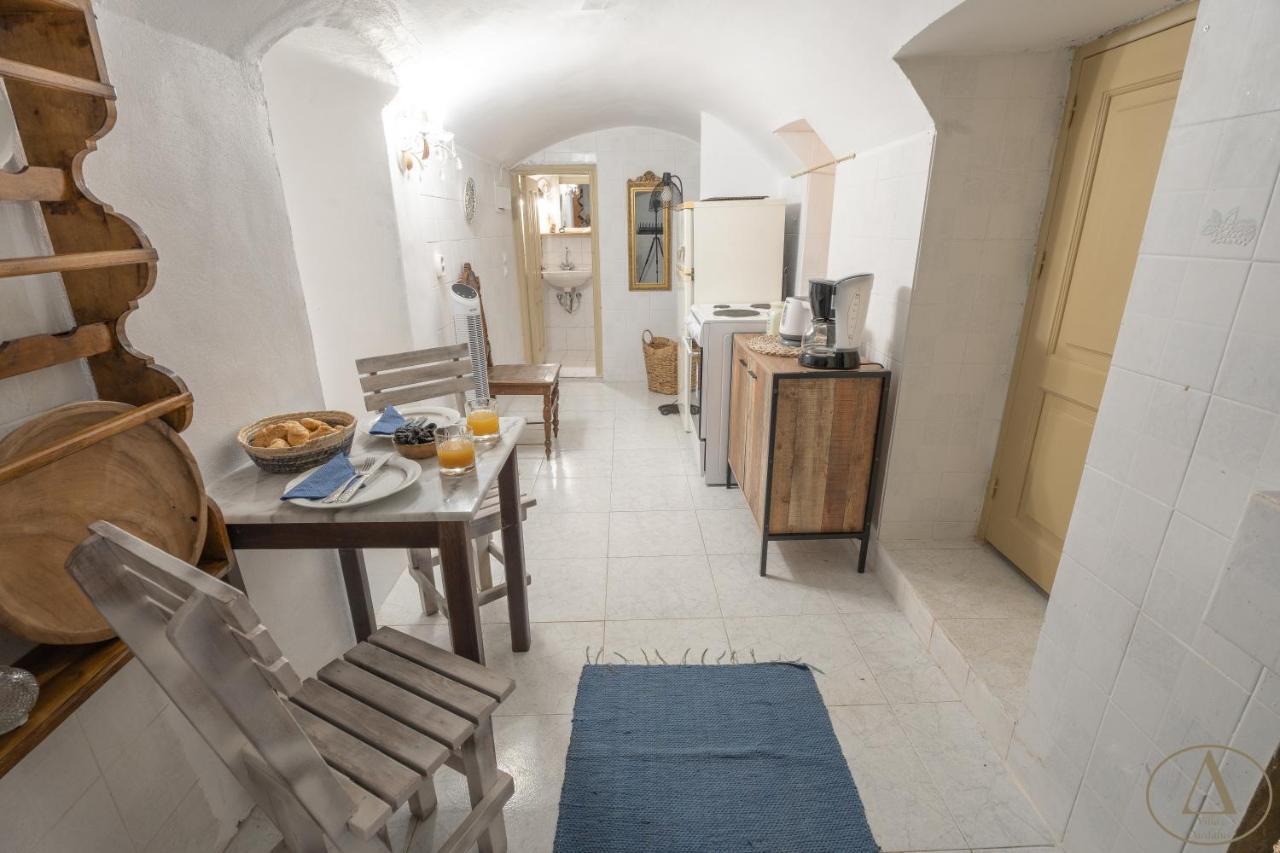 Mansion House Villa Chalki Town Buitenkant foto
