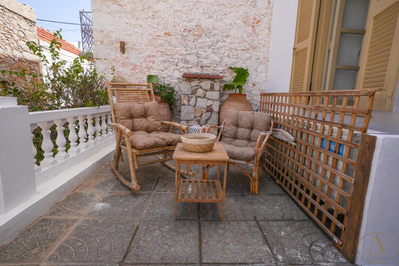 Mansion House Villa Chalki Town Buitenkant foto